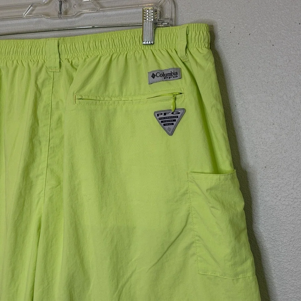 Columbia Omni Shade Swim Trunks Mens XXL Bright Yellow Elastic Waist Mesh Lining